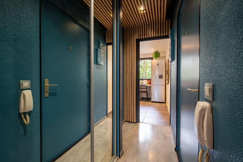 Air-Conditioned Apartment With Private Parking มาร์กเซย ภายนอก รูปภาพ