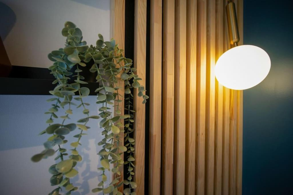 Air-Conditioned Apartment With Private Parking มาร์กเซย ภายนอก รูปภาพ
