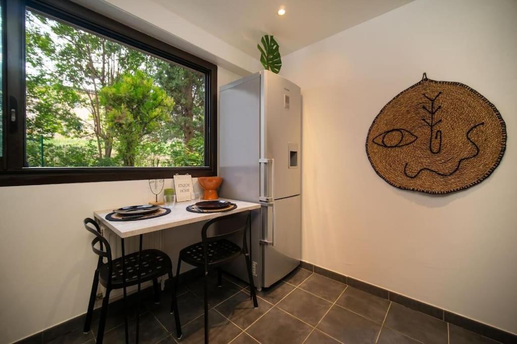 Air-Conditioned Apartment With Private Parking มาร์กเซย ภายนอก รูปภาพ